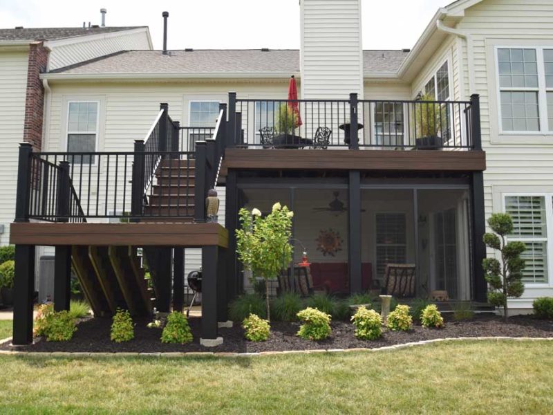 Trex Transcend Spiced Rum Decking Signature Railing Screen Room Under Deck Black Column Wraps