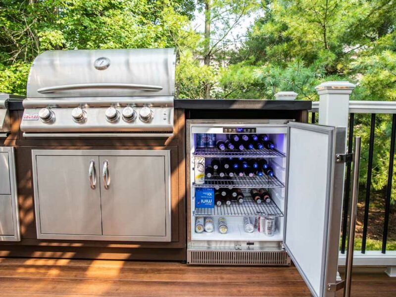 Zuri Screen Room with Fireplace Open Deck with Grill