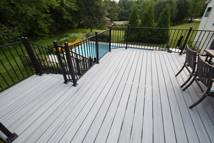 Custom Deck Chesterfield Missouri - California Custom Decks