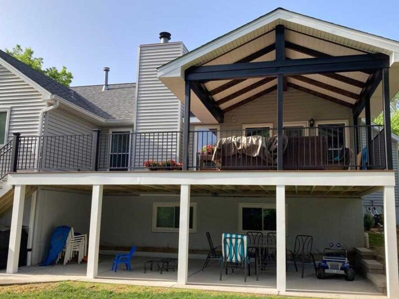 Covered deck in Ballwin, MO