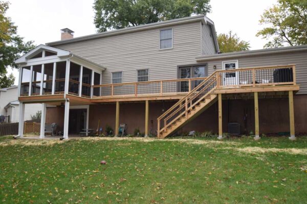 Real wood deck and screen room in Des Peres, MO