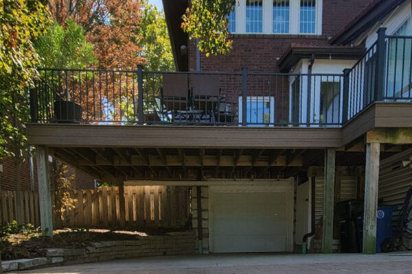 Open composite deck in University City, MO