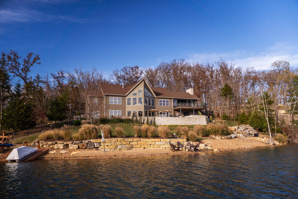 Three Season Sunroom in Innsbrook, Missouri