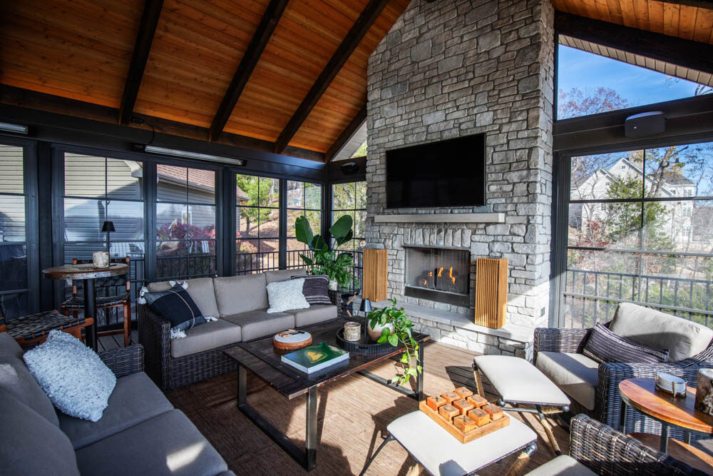 Three Season Sunroom in Innsbrook, Missouri