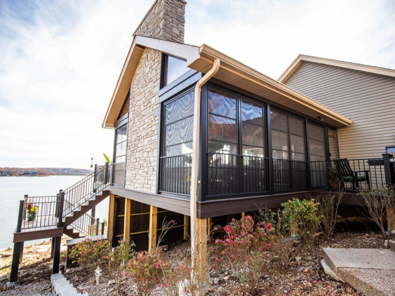 Three Season Sunroom in Innsbrook, Missouri