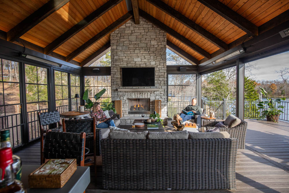 Three Season Sunroom in Innsbrook, Missouri