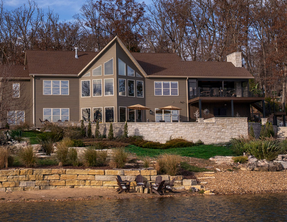 Three Season Sunroom in Innsbrook, Missouri