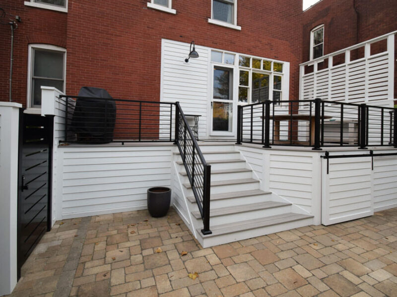 custom composite deck privacy screen in St. Louis