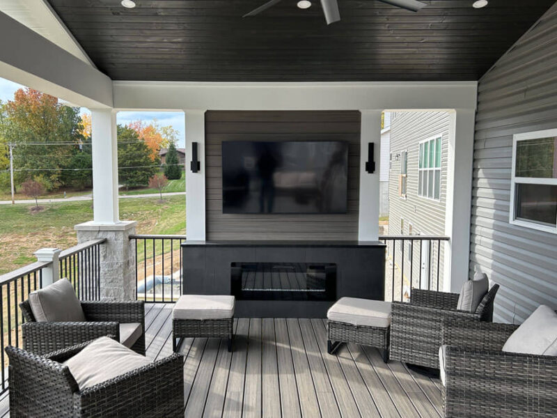 modern outdoor Deck Privacy Screens with television in St. Louis